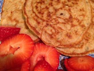 Low Carb Oatmeal Pancakes