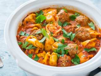 Crock Pot Cheese Tortellini and Meatballs With Vodka Sauce
