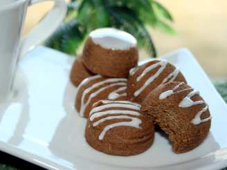 Quick Tangy Lemon Icing for Gingerbread Cookies