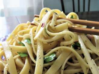 Spaghetti Aglio Olio E Peperoncino (Garlic, Oil & Peppers)
