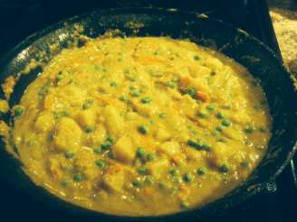 Potato Curry With Peas and Carrots