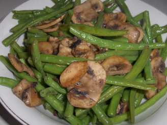 Herbed Green Beans and Mushrooms