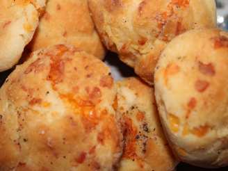 Delicious Red Lobster's Cheddar Biscuits