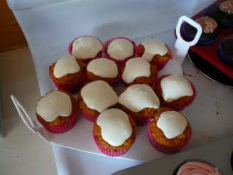 Moist Carrot Cupcakes With Decadent Cream Cheese Frosting (Vegan