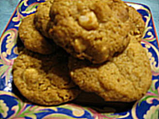 Orange Macadamia Nut Cookies