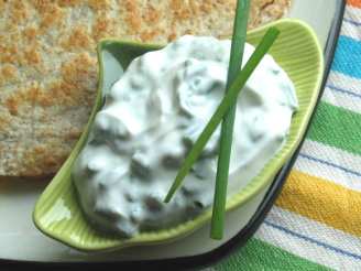 Elitetwig's Sour Cream and Chive Dip