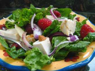 Chicken-Spinach Salad With Raspberries