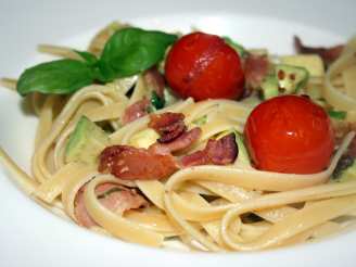 Fettuccine With Cherry Tomatoes, Avocado and Bacon
