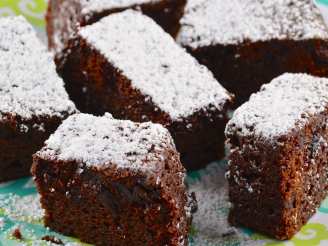 Slow Cooker Brownie Cake Squares