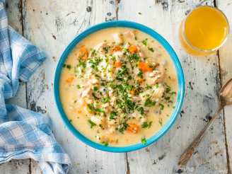 Creamy Chicken and Wild Rice Soup (Crock Pot)