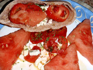 Gibna Wi Bateegh (Cheese and Watermelon)