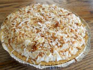 No-Bake Creamy Coconut Pie
