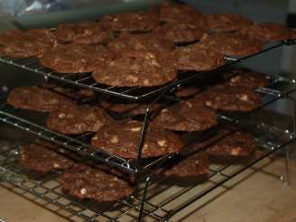 Macadamia Chocolate Chunk Cookies