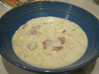 Hearty New England Clam Chowder