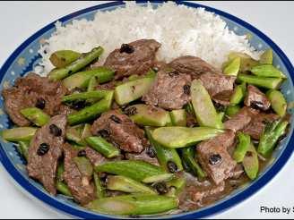 Sliced Beef With Black Beans & Chinese Broccoli on Rice