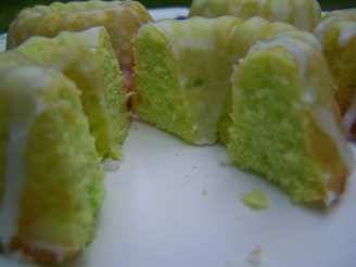 Bright Green Key Lime Cupcakes
