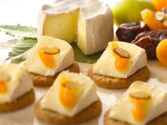 Alouette Extra Creamy Brie With Dried Fruit and Almonds