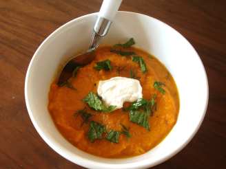 Female Nomad's Curried Carrot Soup