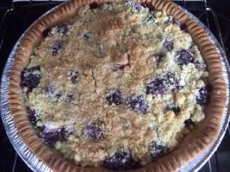 Gluten-Free Blackberry Crumble Pie