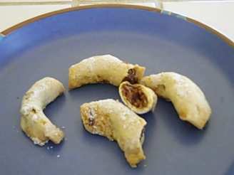 Hungarian Kifli (Christmas Cookies) With Dates