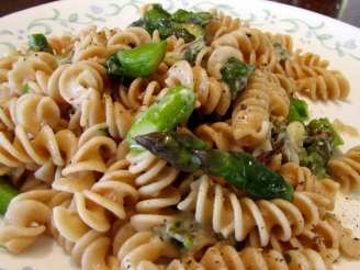 Fusilli With Spinach, Asparagus, and Asiago Cheese