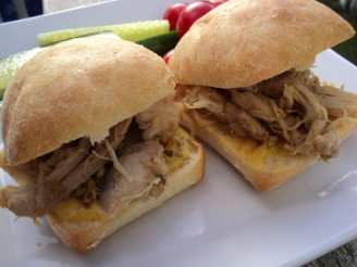 Grilled Chicken Sliders With Apricot Chutney Spread