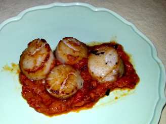 Grilled Scallops With Red Pepper Sauce