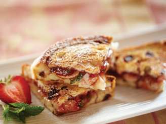 Strawberry Almond and Brie Grilled Sandwiches