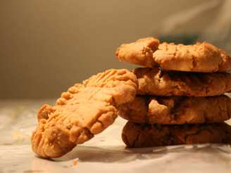 Moist & Chewy Irresistible Peanut Butter Cookies