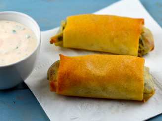 Cheesy Spinach and Potato Spring Rolls With Spicy Yogurt #RSC