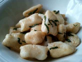 Easy Gnocchi With Brown Butter and Sage #5FIX