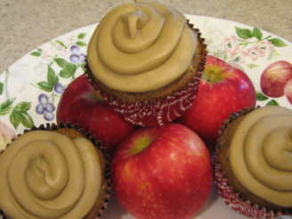 Spiced Apple Cupcakes With Salted Caramel Buttercream