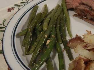 Green Beans With Hazelnuts and Lemon