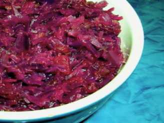 Sweet & Sour Spiced Red Cabbage