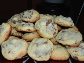 Easy, Plump & Delicious Chocolate Chip Cookies