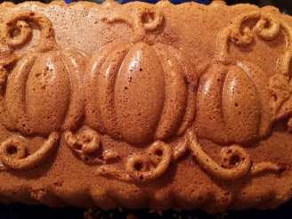 Lindy Lou's Holiday Pumpkin Bread With Streusel Topping