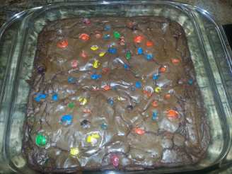 Easy to Make Delicous Kit-Kat M&M Brownies!