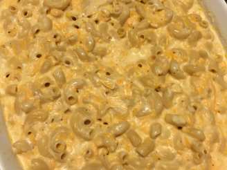 Classic Creamy Oven-Baked Mac N' Cheese