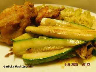Garlicky FLASH Zucchini