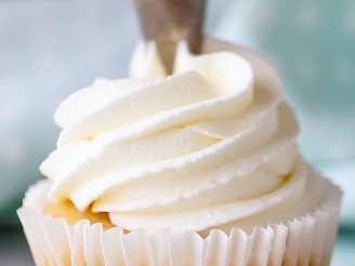 Super Easy Whipped Cream Frosting