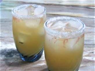 Honey Paloma Cocktail