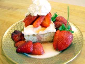 Lemon Meringue Cake with Strawberries