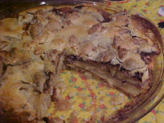 Deep Dish Apple Pie With Its Own Crust