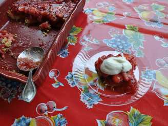 Strawberry Icebox Pie With Almond Crust