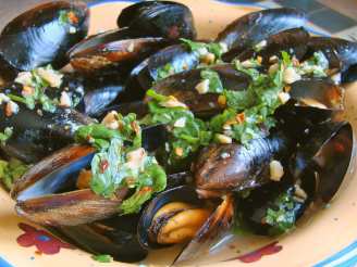 Steamed Thai Mussels