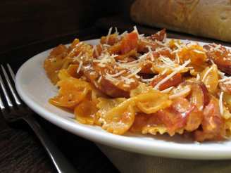 Bow Ties With Sausage, Tomato, and Cream