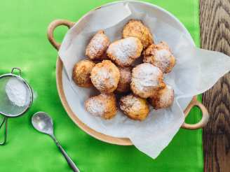 Ricotta Balls (Italian Doughnuts)