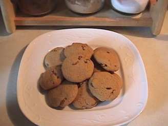 Golden Raisin Spice Cookies