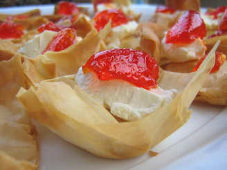 Easy Phyllo Pastry Tarts with Hot Pepper Jelly