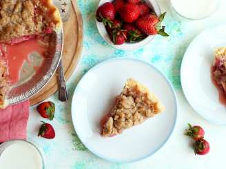 Seasonal Eats: 30 Rhubarb Dishes